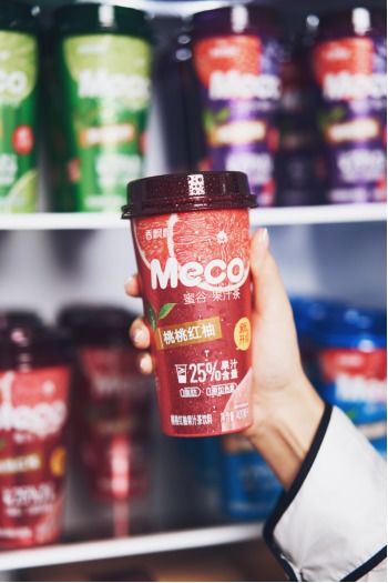 做 最懂00后 的产品,meco蜜谷果汁茶成茶饮界新 断货王